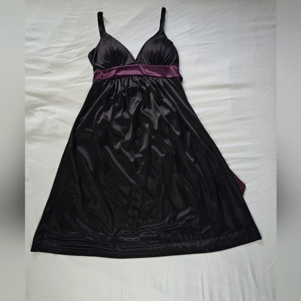 🎉HOST PICK🎉 Classic And Chic Black Dress by C'est Moi - Size Large- EUC